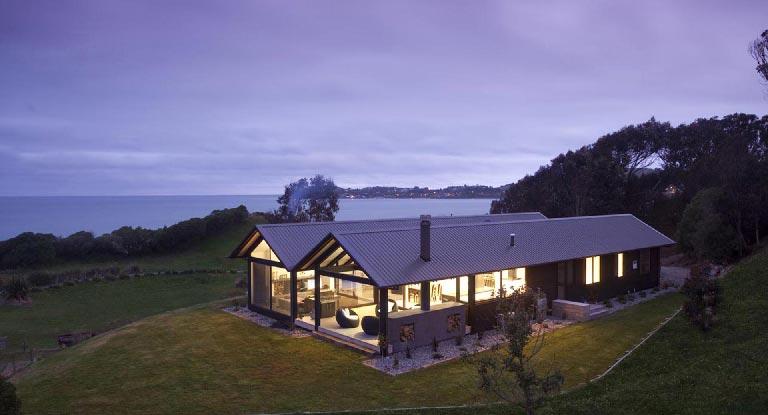 010 Seaside Bach Moeraki